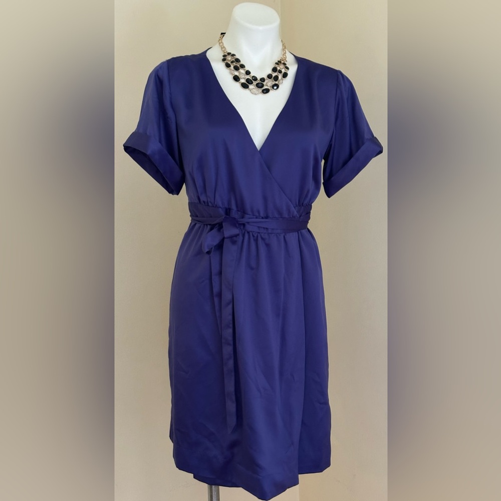 BABANA REPUBLIC Satin Spanish Violet Low V Neck Cut Wrap Dress Sz 6. Fully Lined